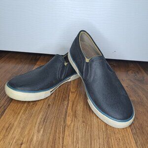 BOGS Burnside Waterproof Sneakers Slip On 4.5